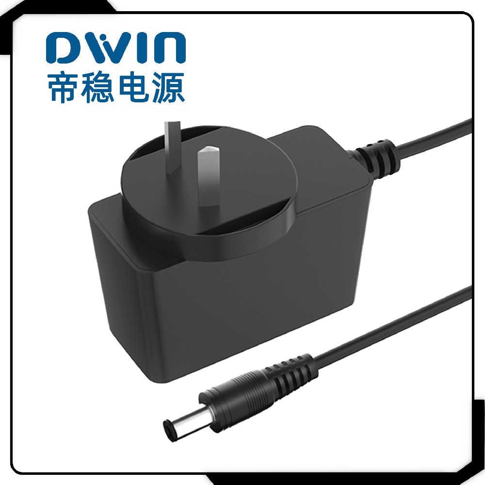 澳规侧插电源适配器